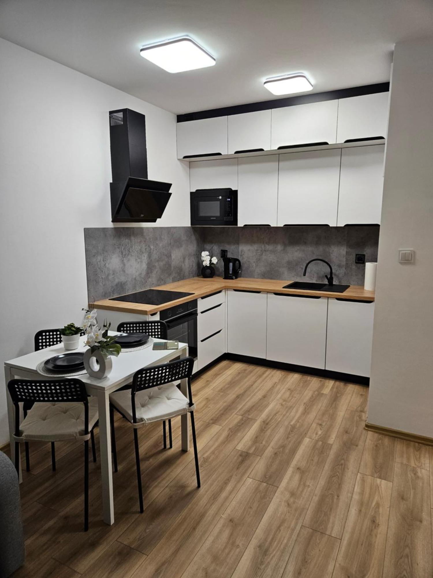 Z Widokiem Na Jezioro Malta Apartamento Poznan
